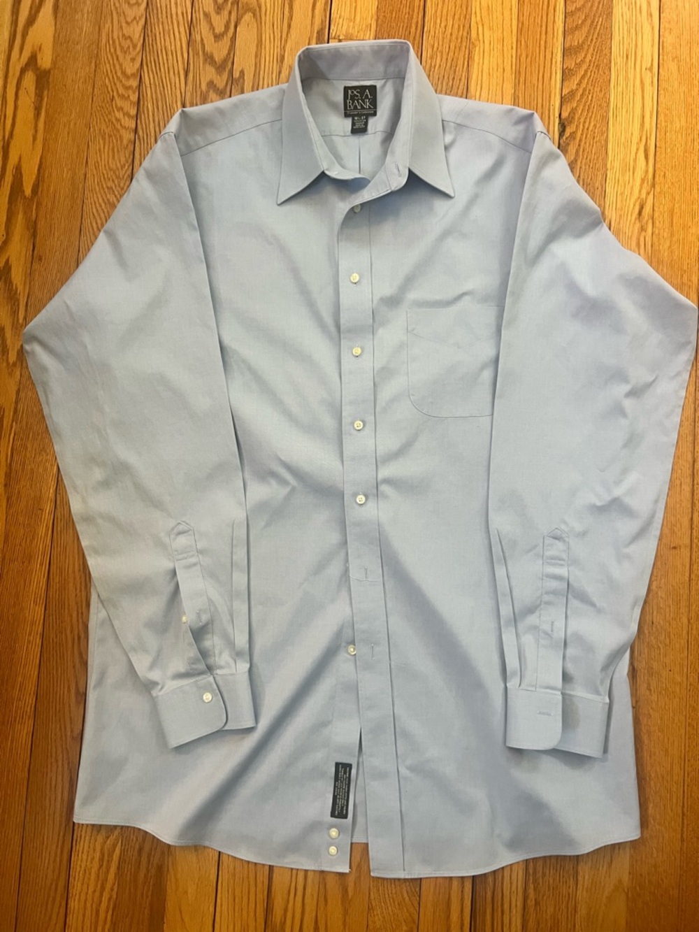 Jos. A. Bank Traveler Collection Men’s Large Light Blue Long-Sleeve Dress Shirt